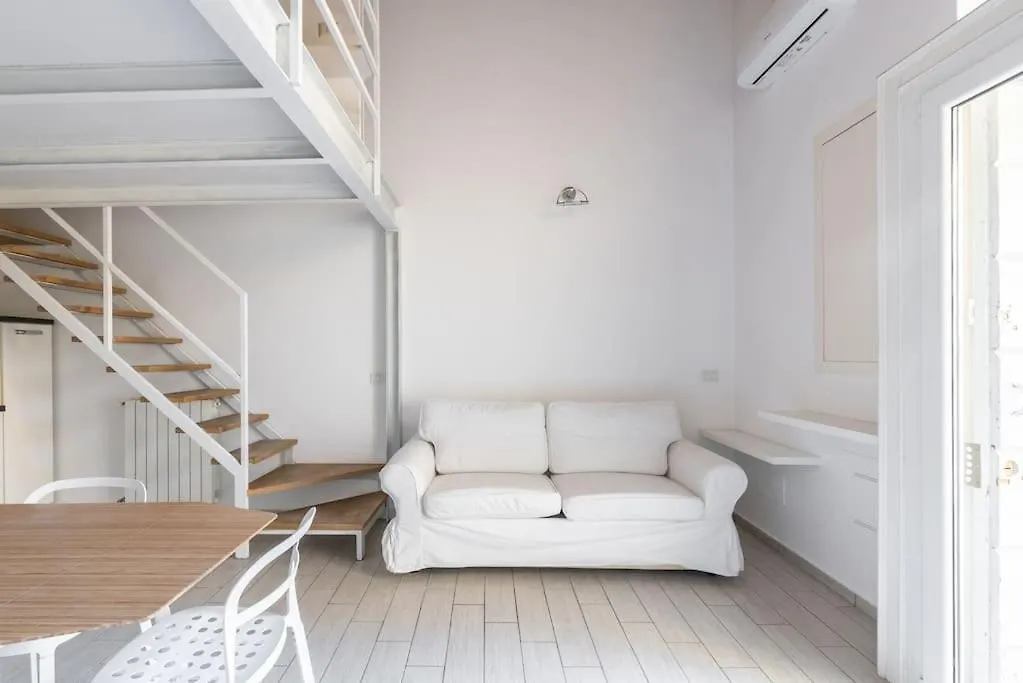 Cozy Apartment: Coldilana14 Milan Apartment