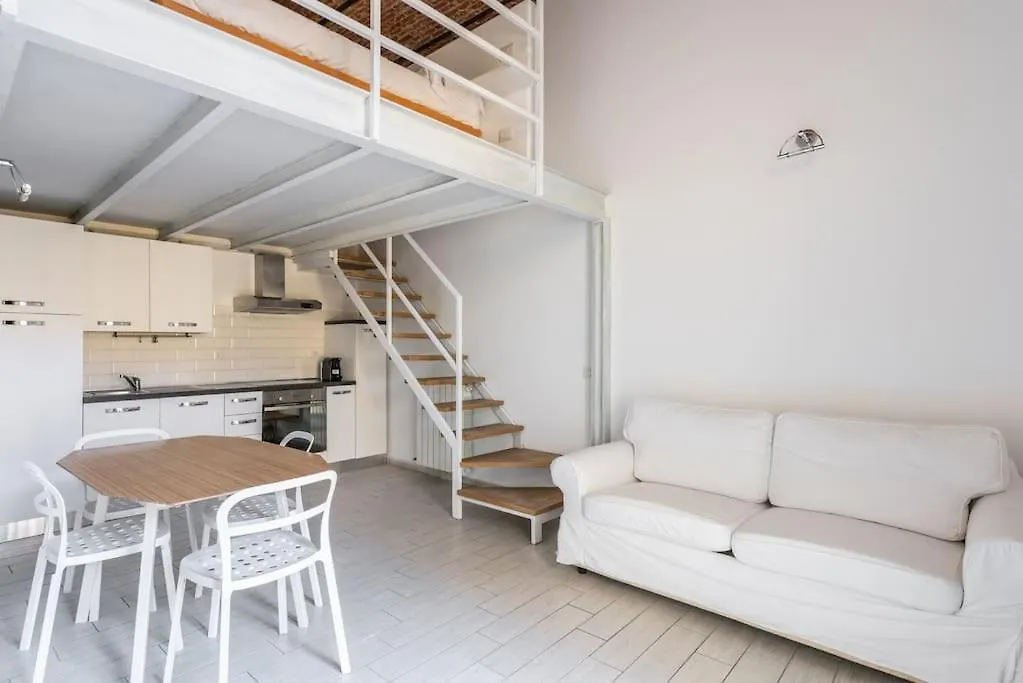Cozy Apartment: Coldilana14 contacts