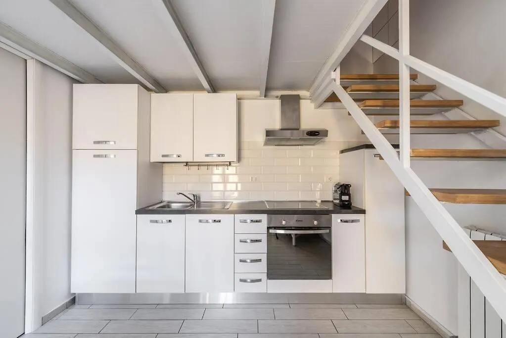 Apartment Cozy Apartment: Coldilana14 Milan Italy