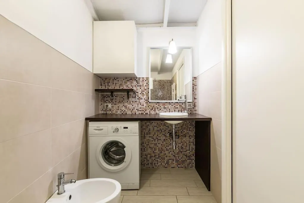 Cozy Apartment: Coldilana14 Milan Apartment